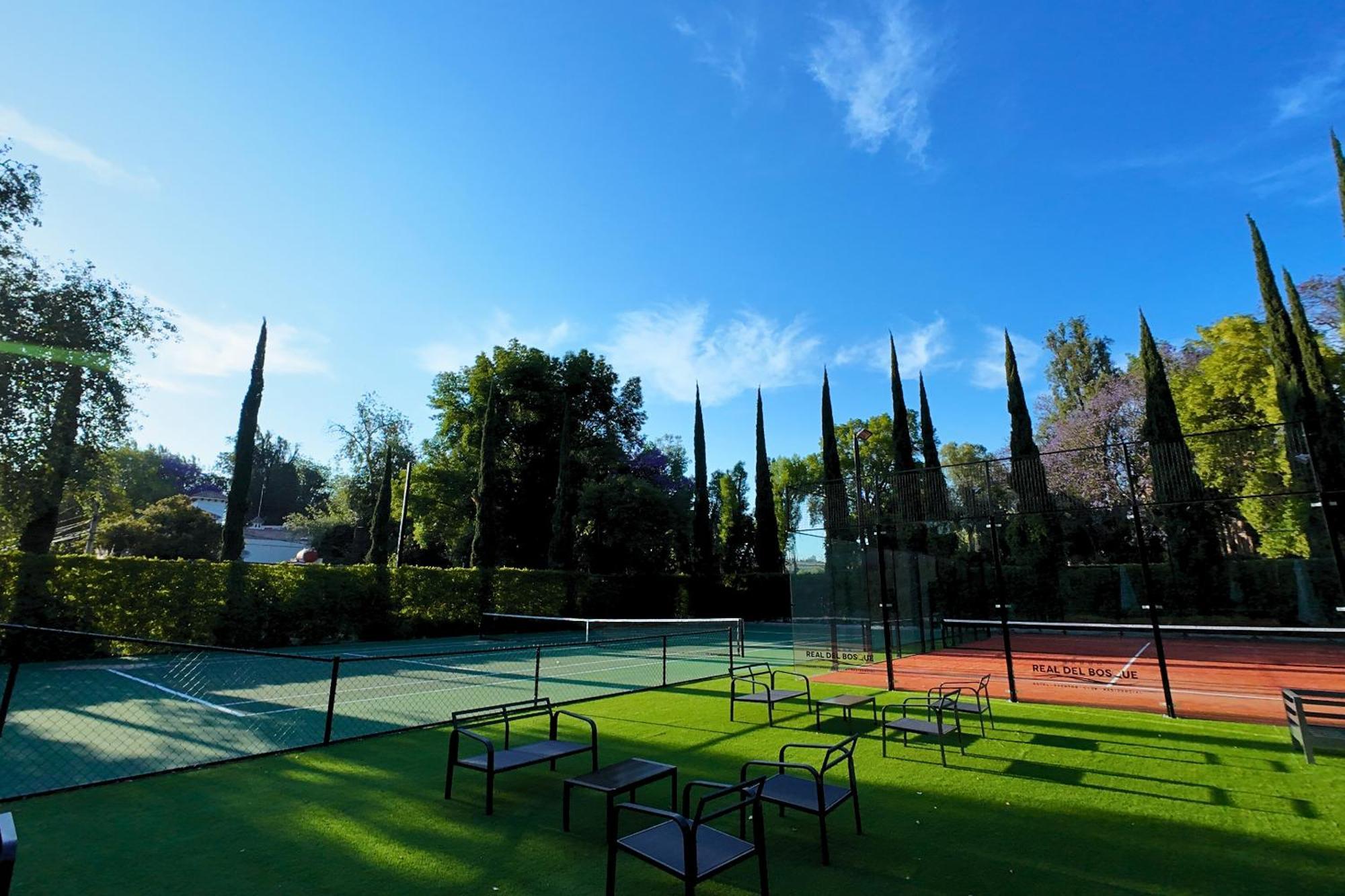 Hotel Real Del Bosque Golf And Spa Тула-де-Альенде Экстерьер фото